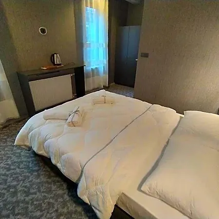 Blue Point Hotel 3*